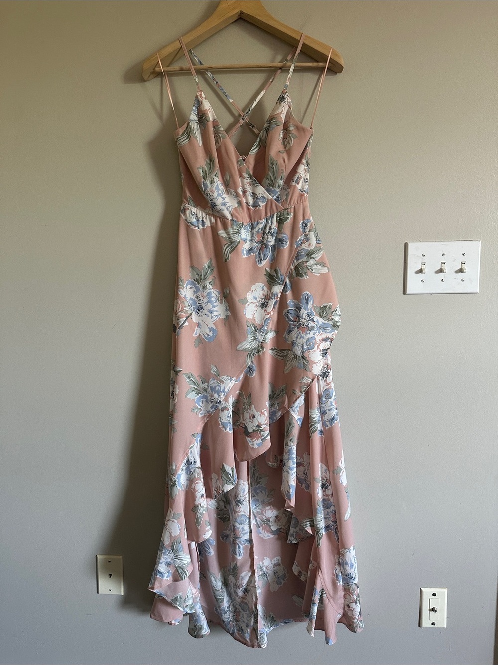 Floral High-Low Ruffle Maxi Dress - Picture 11 of 16